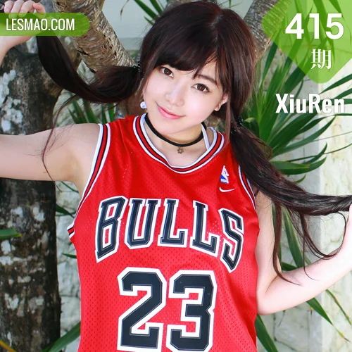 秀人网 刘飞儿Faye No.0415在线看图，阳光洒落与光影交织的梦幻写真摄影全记录