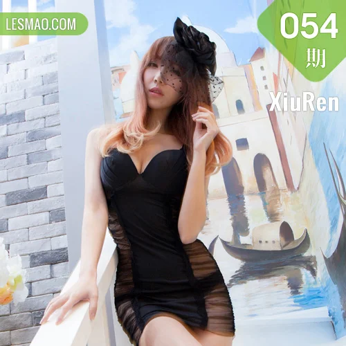 秀人网 鹿小茜 No.0054在线看图，清新少女与复古胶片交织的视觉盛宴全记录