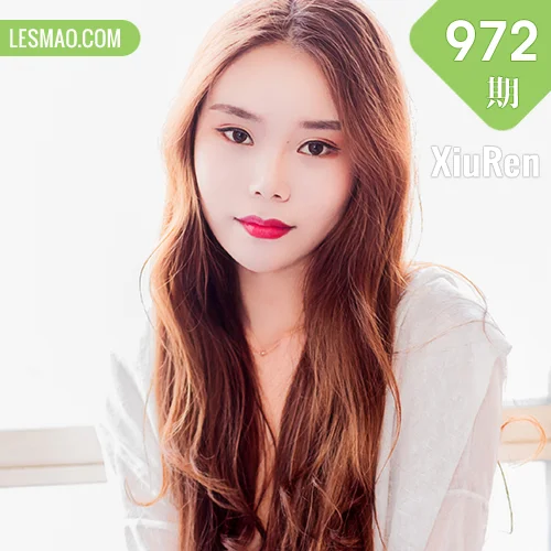 秀人网 小曼miki No.0972在线看图，清新少女与复古光影交织的六十一帧视觉日记