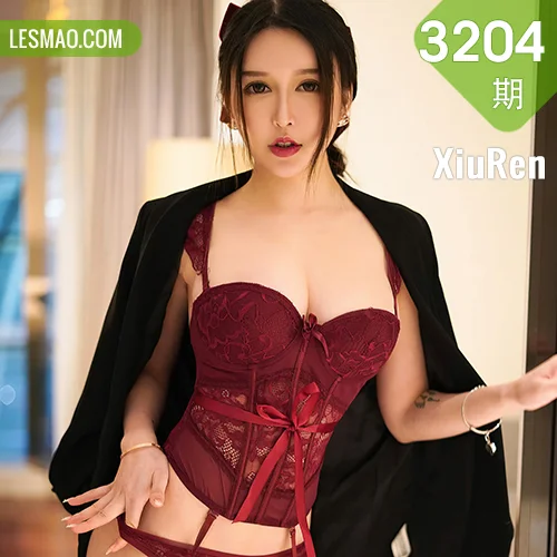 秀人网 玉兔miki No.3204在线看图，纯白梦境与暗夜花火交织的3204期双面视觉盛宴