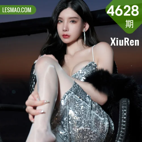 秀人网 周于希Sally No.4628在线看图，纯白梦境与暗夜花火交织的写真叙事之旅