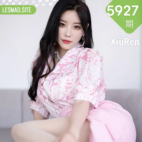 秀人网 杨晨晨Yome No.5927在线看图，纯白梦境与暗夜玫瑰双生主题写真拍摄全记录