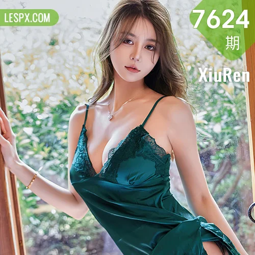 秀人网 tina_甜仔 No.7624在线看图，纯白梦境与暗夜玫瑰双生主题写真摄影全记录