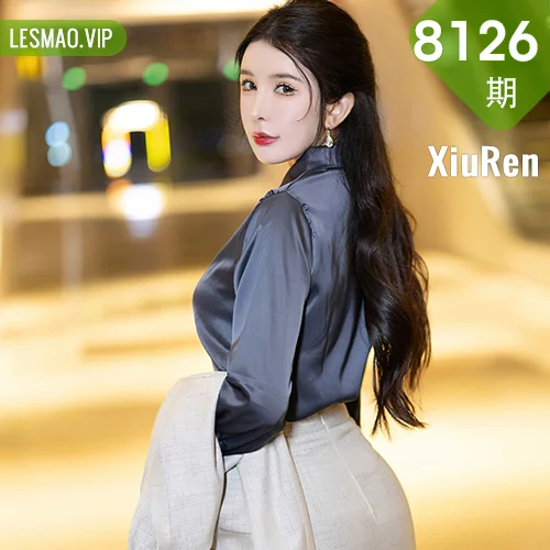秀人网 李丽莎 No.8126在线看图，清新自然的摄影艺术展现女性魅力写真故事