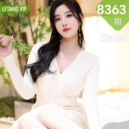 秀人网 杨晨晨Yome No.8363在线看图，春日花海与复古阁楼双景别写真拍摄全记录