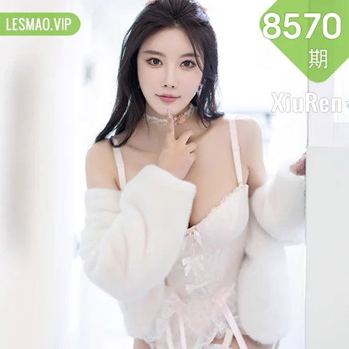秀人网 杨晨晨Yome No.8570在线看图，纯白梦境与暗夜花火双主题写真全记录