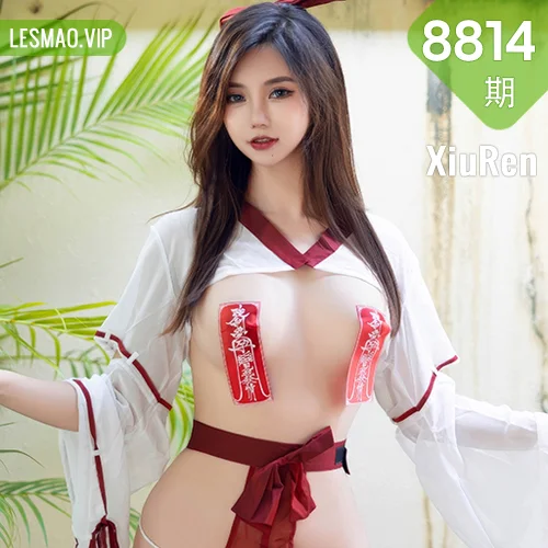 秀人网 绮里嘉ula No.8814在线看图，夏日海风写真集展现清新少女与热辣比基尼双重魅力