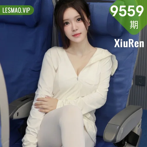 秀人网 小薯条nienie No.9559在线看图，春日樱花树下少女与猫的午后邂逅写真全记录