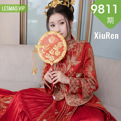 秀人网 杏子Yada No.9811在线看图，复古油画少女与都市光影交织的摄影美学全记录