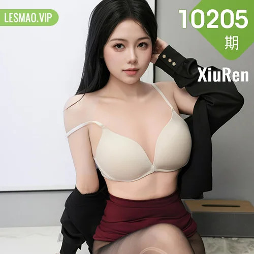 秀人网 小樱koko No.10205在线看图，樱花树下的纯白诗篇与午后阳光中的温柔邂逅