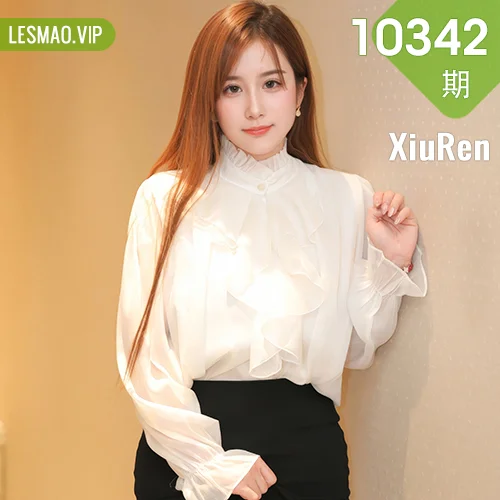 秀人网 小肉肉咪 No.10342在线看图，春日蜜语写真集展现元气少女的治愈系摄影美学