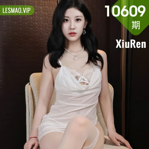 秀人网 小芭乐 No.10609在线看图，清新少女陆萱萱演绎春日花园写真摄影全记录