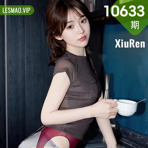 秀人网 汁汁 No.10633在线看图，清新少女与复古女神的双重魅力写真摄影全记录