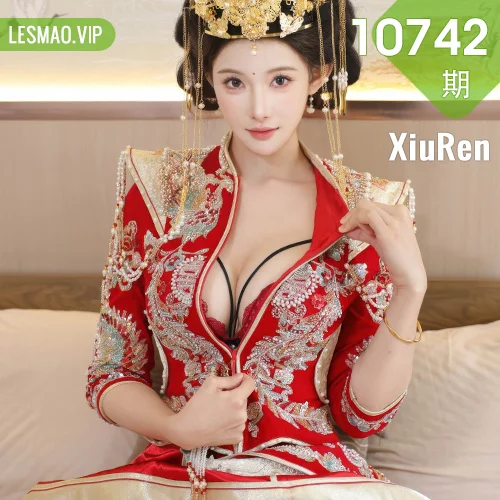 秀人网 梨霜儿 No.10742在线看图，清新少女与复古女郎双重魅力写真摄影全记录