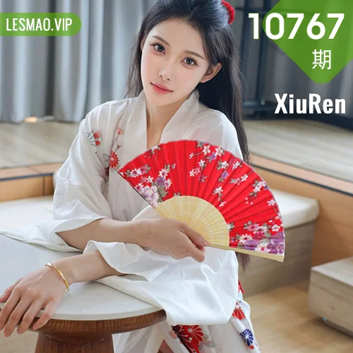 秀人网 梨霜儿 No.10767在线看图，清新少女梨花树下演绎纯白浪漫与午后慵懒时光写真集