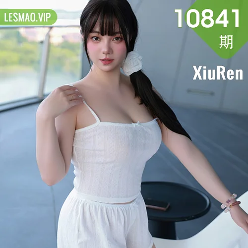 秀人网 软情 No.10841在线看图，纯白梦境与暗夜花火交织的双面写真摄影全记录